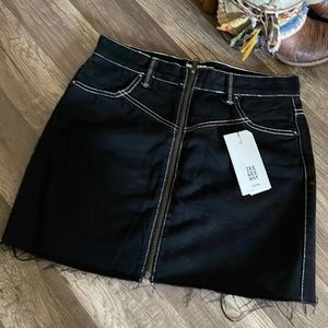 Denim black skirt